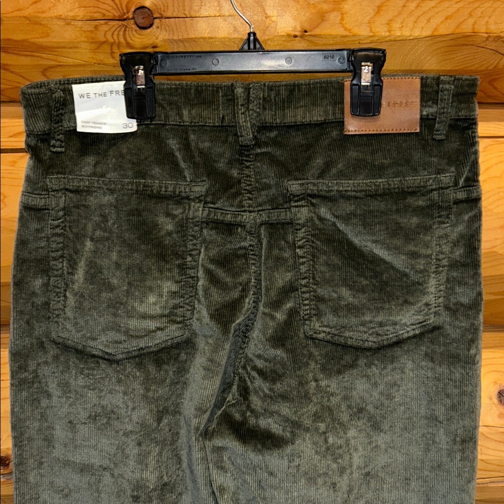 Free People NWT Deep Trance Dropped Corduroy Jeans Size 30 in Keepsake Clover - Picture 12 of 13